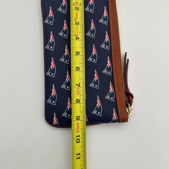 Dooney & Bourke Navy and Brown Wristlet - Picture 10 of 12
